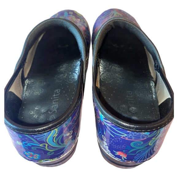 Sanita Ladies Patent Leather Clog,  Black/Navy w/a floral Firefly Pattern SZ 38 - Picture 7 of 8